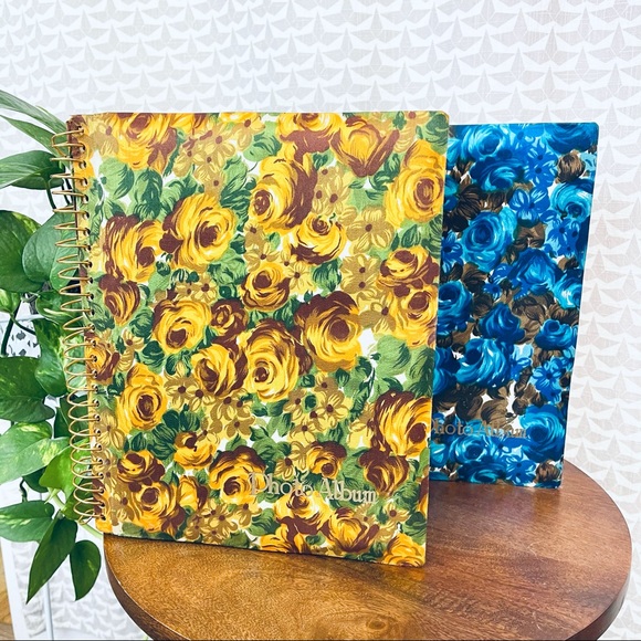 Vintage 60βs 70βs Floral Fabric Spiral Photo Album